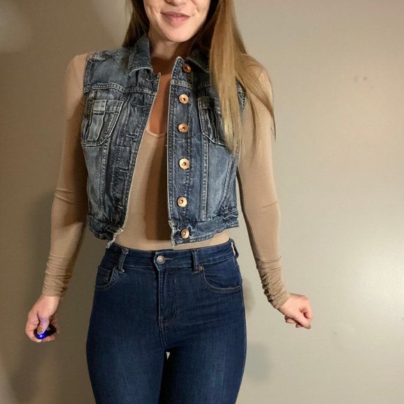 Kendall & Kylie Bodysuit - Picture 7 of 7